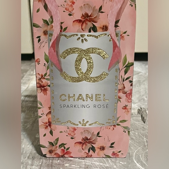 NWT Chanel themed champagne bottle art tabletop display - Picture 5 of 7